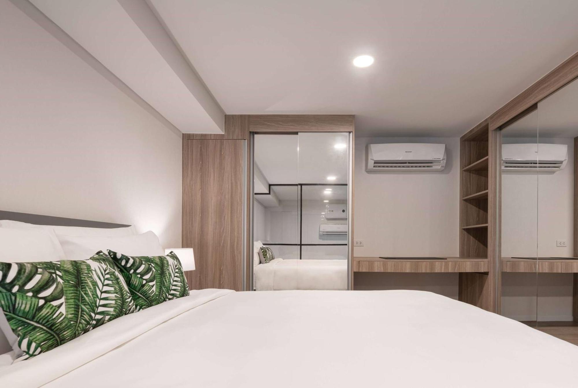 Отель Ramada By Wyndham Sukhumvit 87